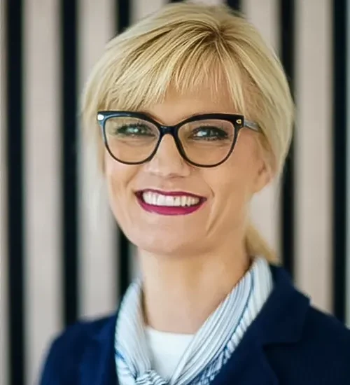 Mgr Agnieszka Zakrzewska-Kozakiewicz